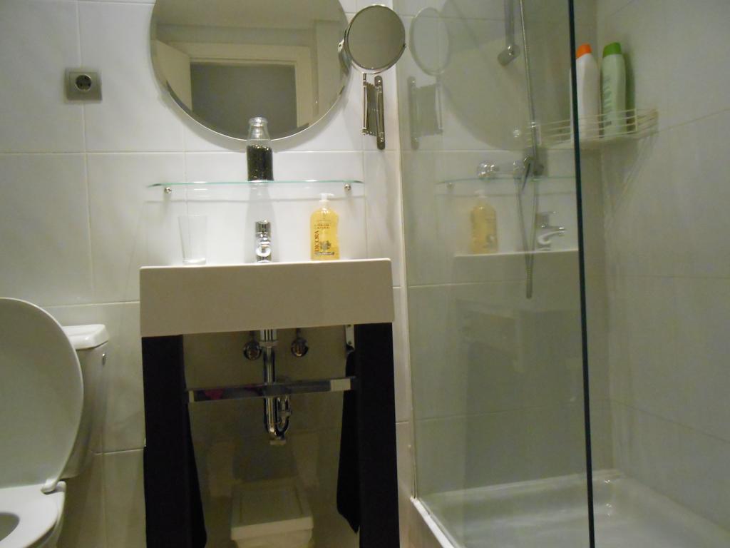 Madrid Studio Apartments Zimmer foto